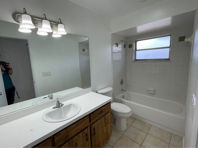 Photo - 623 E Plymouth Ave