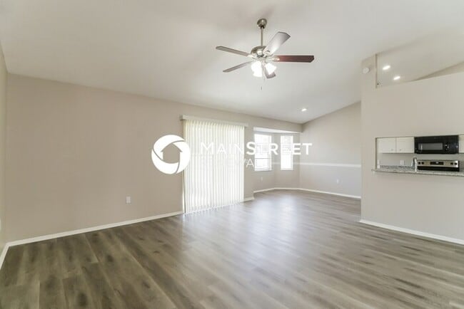 4 Bedroom Pet-Friendly Home in LAKELAND, FL with Main Street Renewal