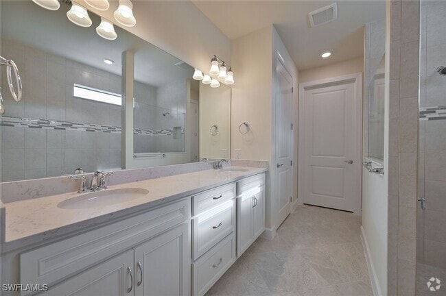 Building Photo - 19292 Aqua Shore Dr Rental