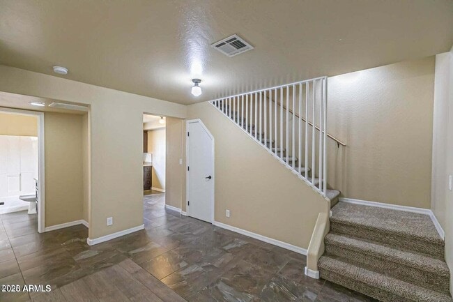 Photo - 1161 E 5th Ave