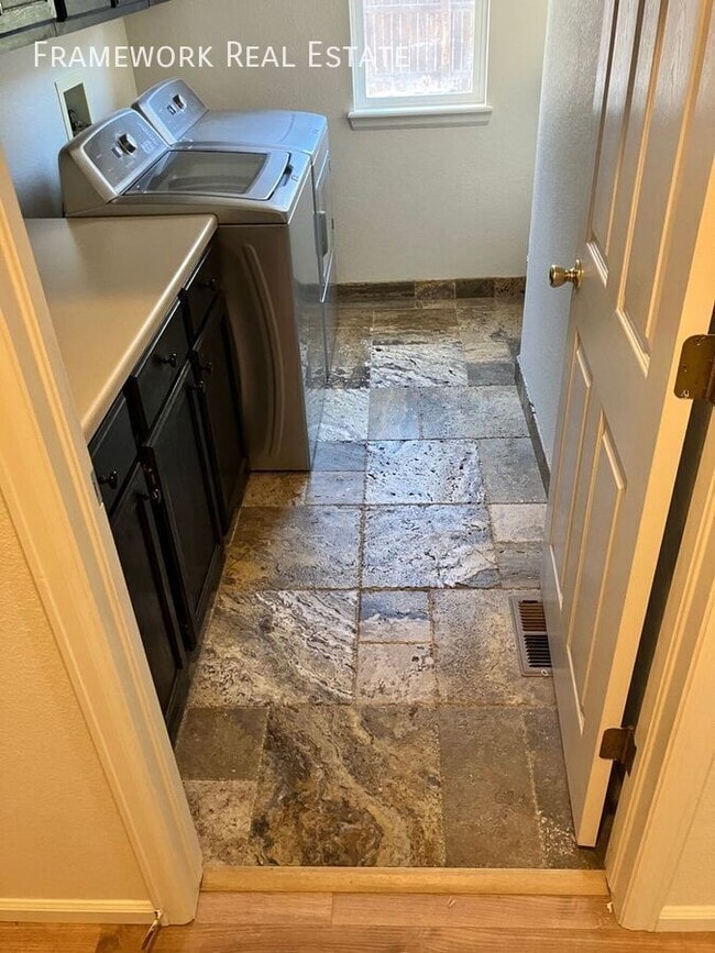 Photo - 13371 Pearl Cir