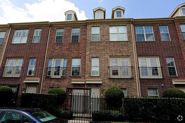 Building Photo - 1913 Gillette St Unit C Rental
