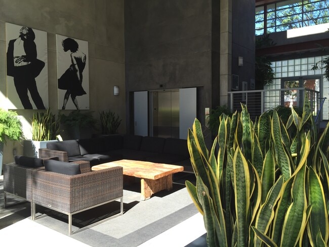 Lobby - 11500 Tennessee Ave Unidad 419