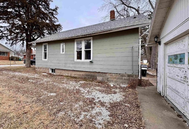 Photo - 437 W Pierce St