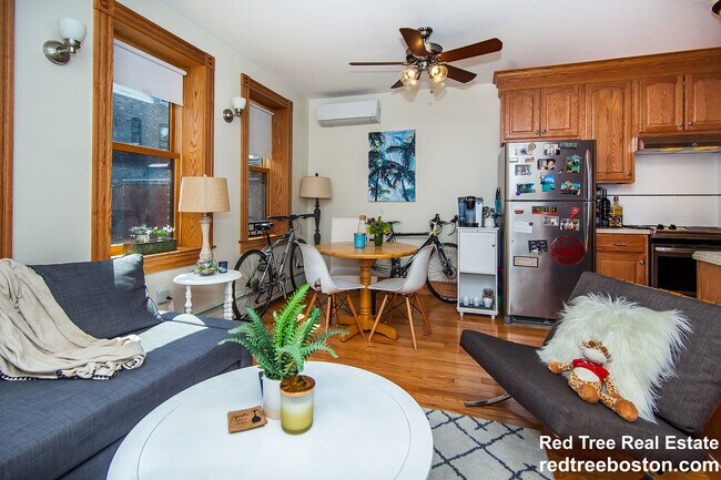 Photo - 137 Charles St Unit 2