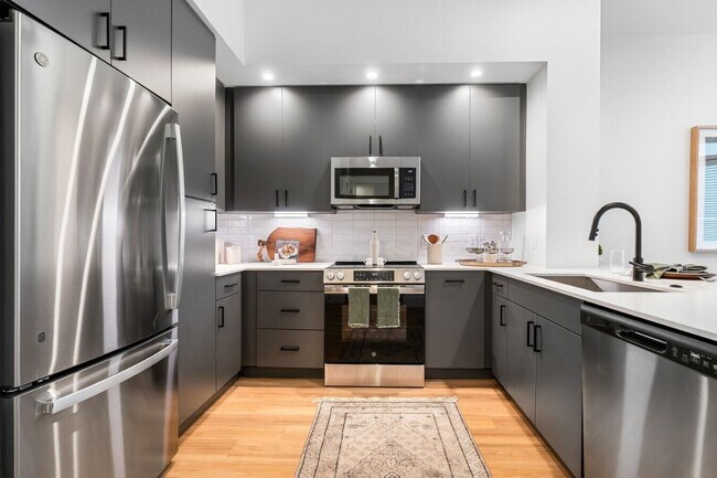 Photo - 15635 Memorial Dr Unidad 249