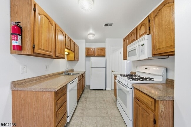 Photo - 4 Deer Hill Ct