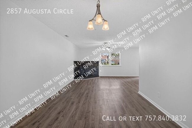 Photo - 2857 Augusta Cir