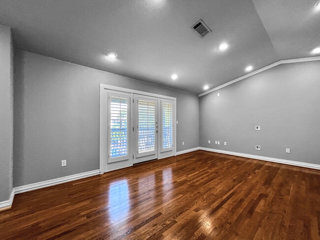 Photo - Upgraded Town Home