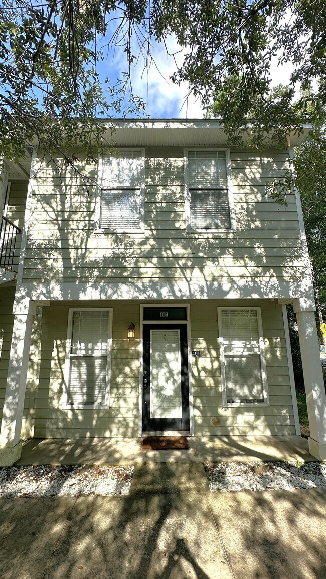 Photo - 1417 Pullen Rd House