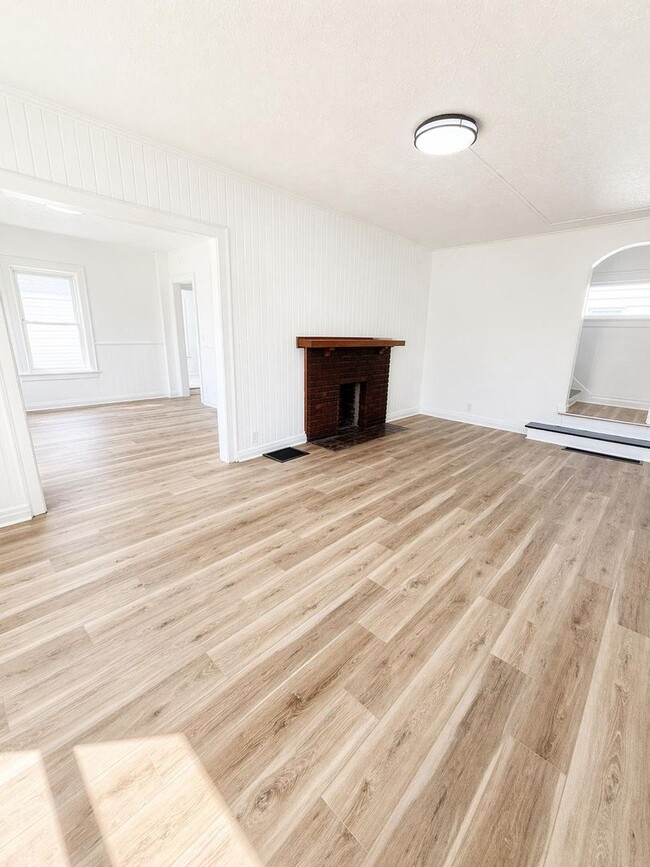 Photo - Lima Home – 3-Car Garage & Functional Layout