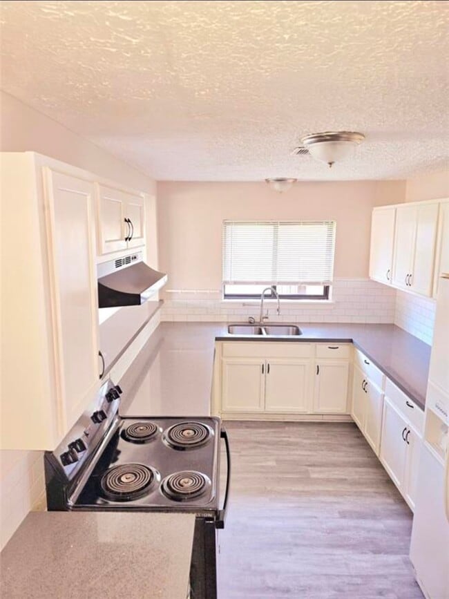 Photo - 2810 Norman St