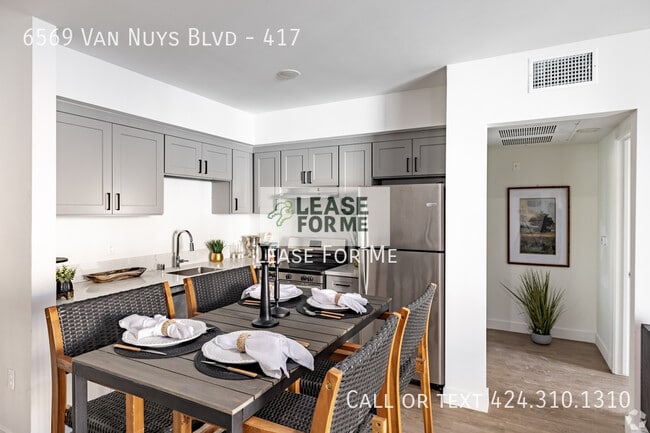 Photo - 6569 Van Nuys Blvd Unit 417