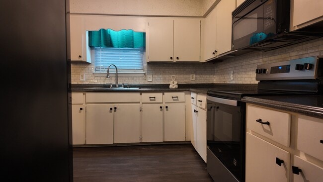 Photo - 1265 Homer City Way