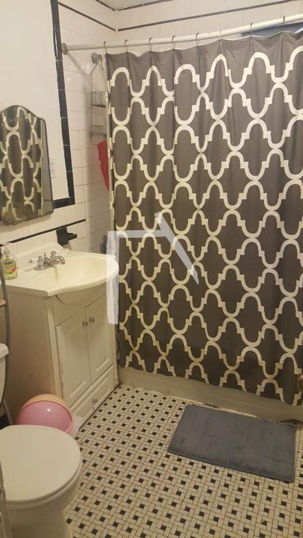 Photo - Beautiful 3 Bed/ 1 Bath Available 9/1/26