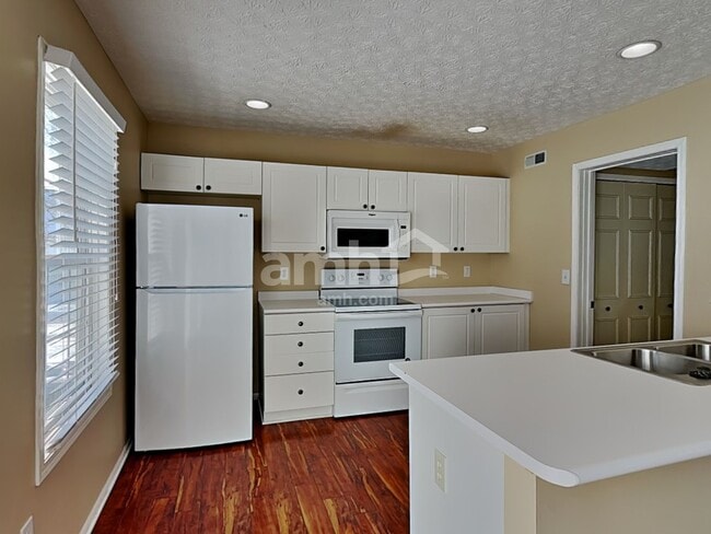 Photo - 2480 Bloxom St