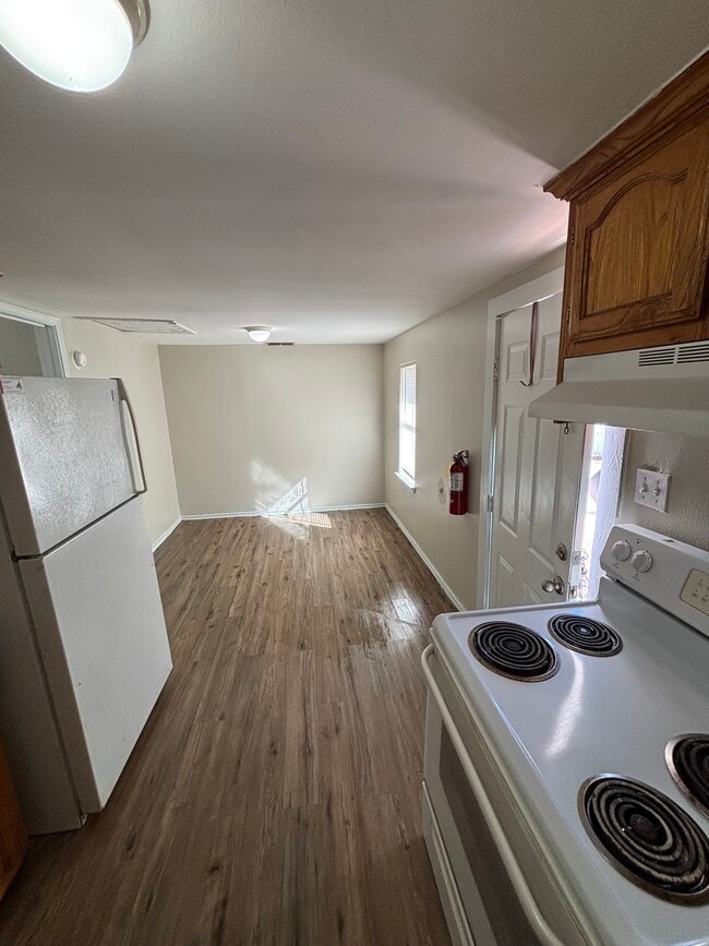 Photo - 446 S Texas Ave