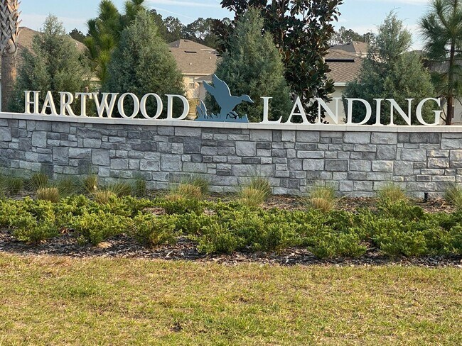 Photo - 4 Bedroom 3 Bath home in Clermont for RENT!