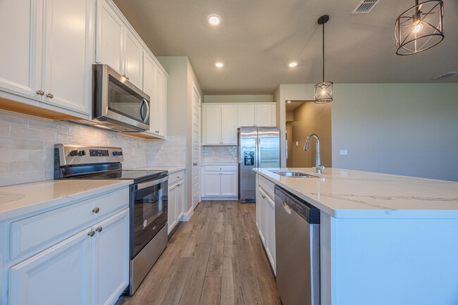 Photo - 6616 Cloverdale Ave
