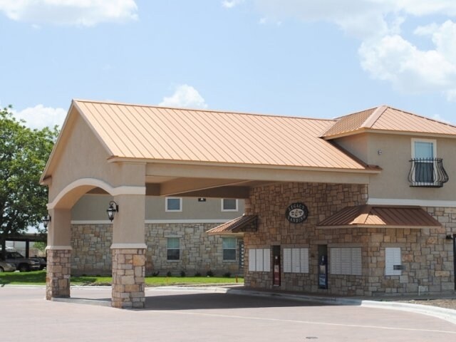 Legacy Landing Apartments - Legacy Landing Apartments