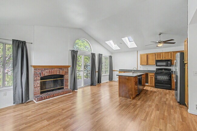 Photo - 3731 Shefield Dr