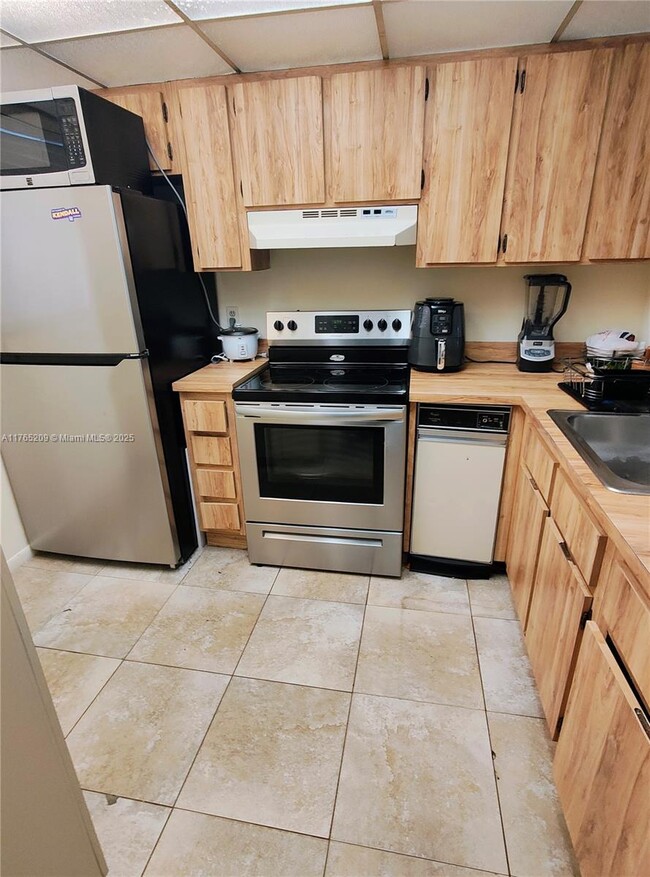 Photo - 14927 SW 104th St Condo Unit 202