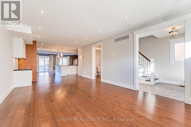 Photo - 30 Bernice Ave