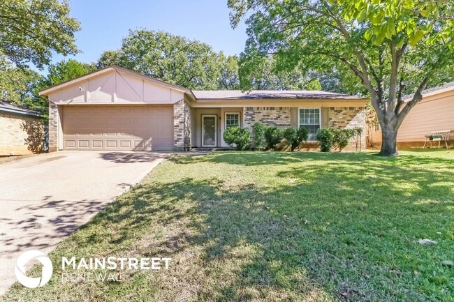 Photo - 4807 Crestmont Ct House