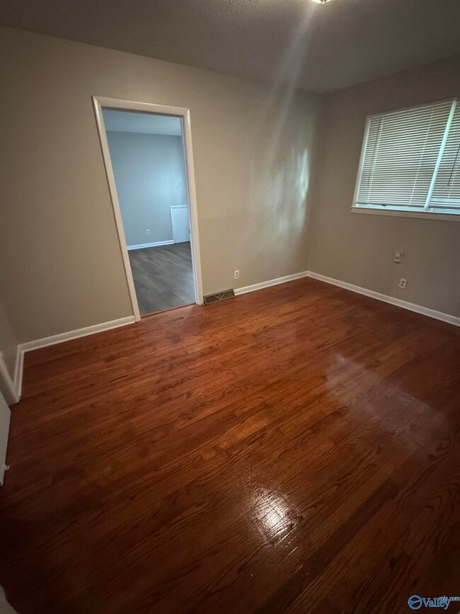 Photo - 2801 Penland Ave NW