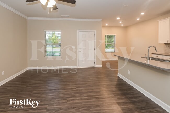 Photo - 11939 Hambright Rd