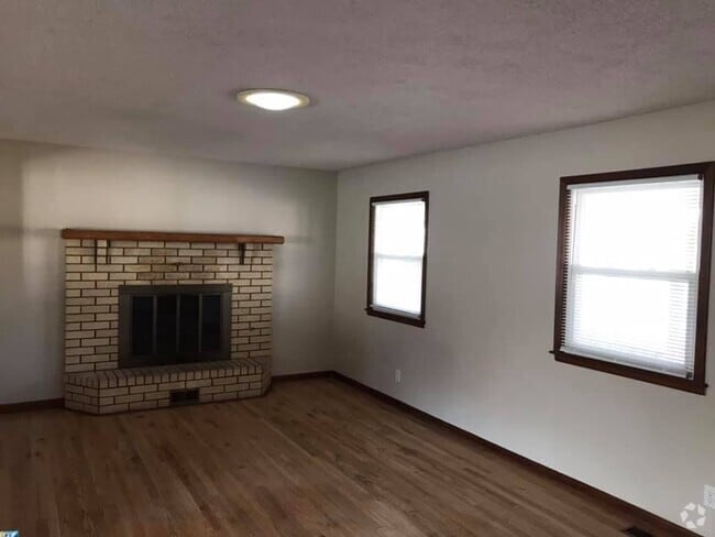 Building Photo - 4301 SW 30th St Rental