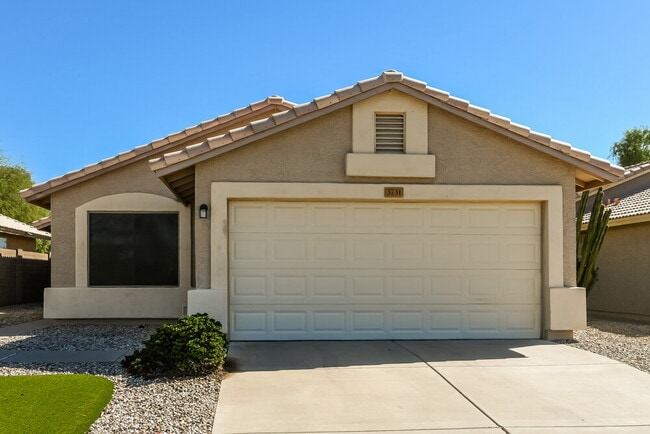 Building Photo - 3731 S Conestoga Rd