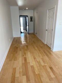 Photo - 5497 Av. Victoria Unité 223