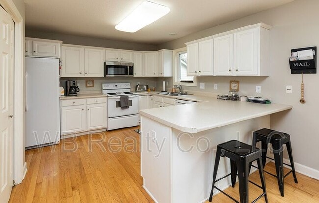 Photo - 4519 Meadow Valley Dr