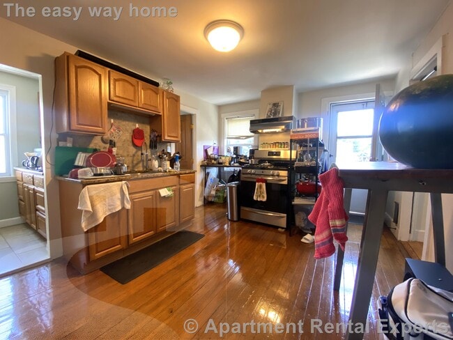 11 Prescott St Unit 3