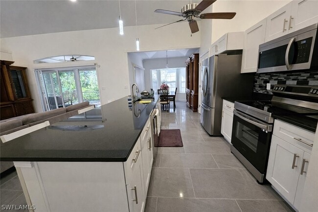 Photo - 1440 Graham Cir