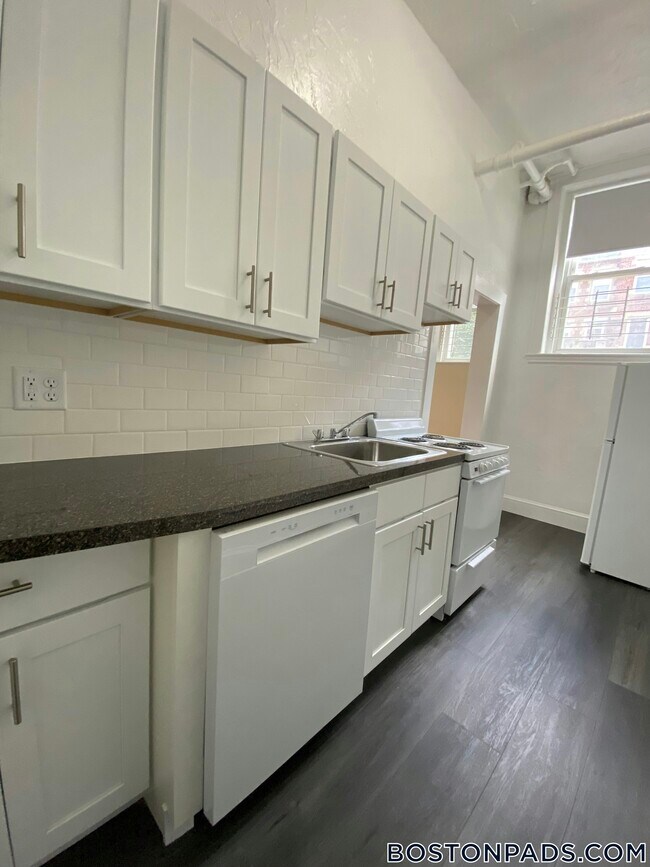 Photo - 99 Brainerd Rd Unit 20