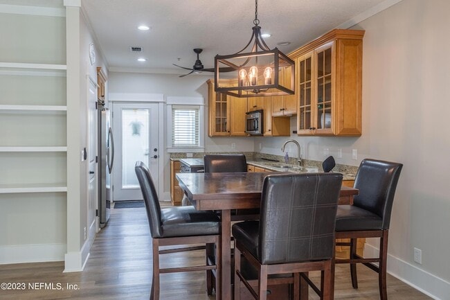 Photo - 339 Ahern St Unit 4