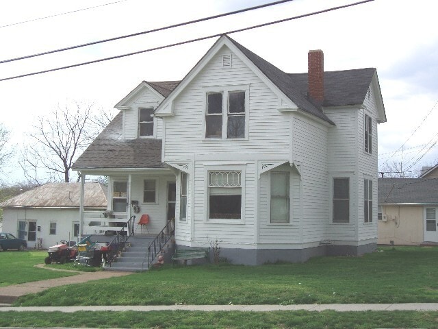 Building Photo - 107 N Rolla St