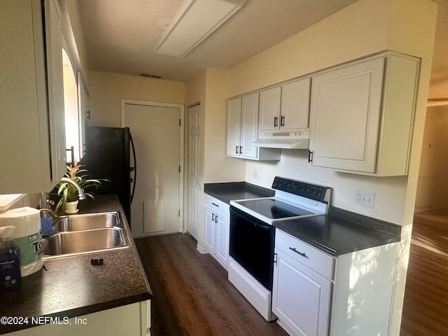 Photo - 11461 Cypress Bend Ct