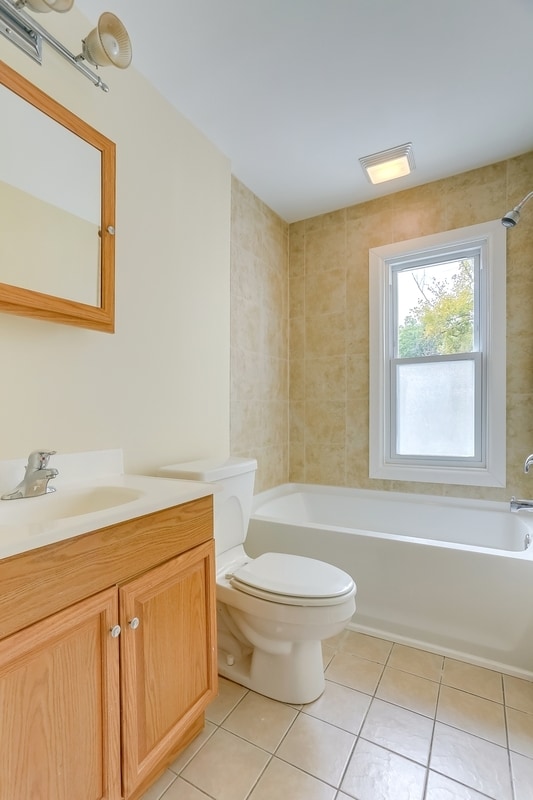 Photo - 18 Peck St