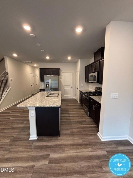 Photo - 163 Copper Fox Ln