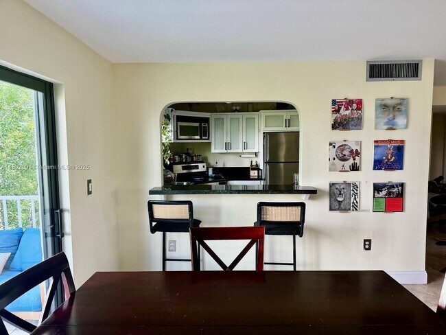 Photo - 1225 West Ave Unidad 501