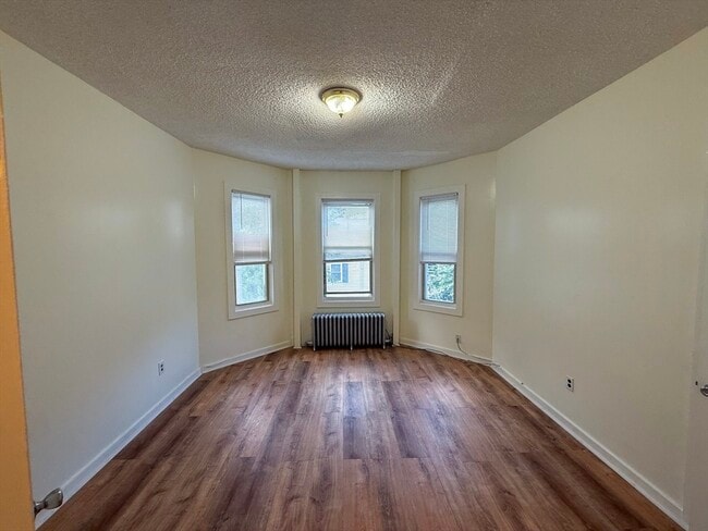 Photo - 60 Lucerne St Unit 2