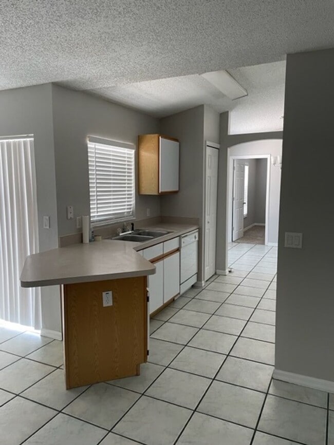 Photo - 2830 Ascot Ln