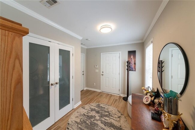 Photo - 300 Halah Cir NE