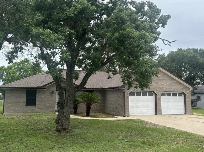 Building Photo - 7210 Mikes St