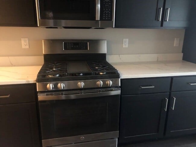 Photo - Brand New 3 Bedroom Townhome for Rent nestled in Dakota Dunes, SD!