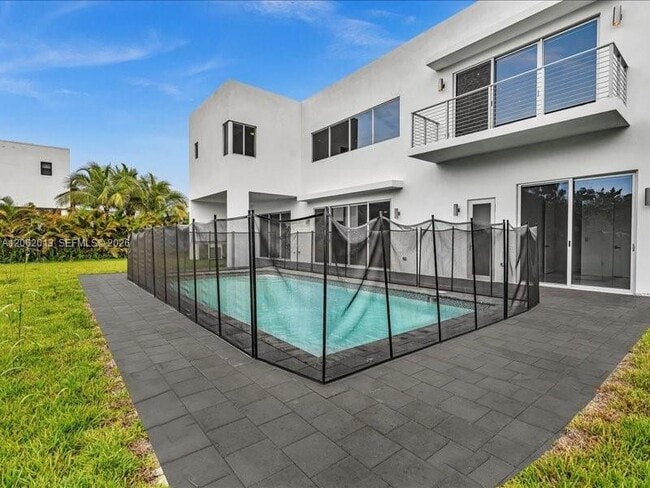 Photo - 16644 Botaniko Dr N