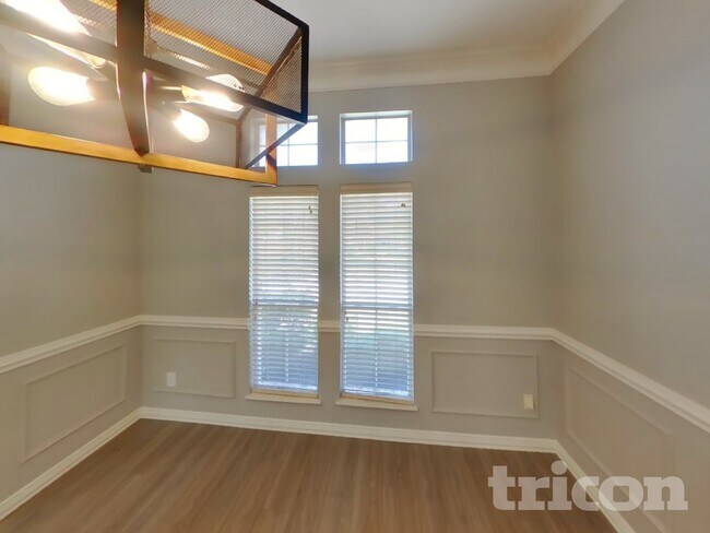 Photo - 1793 Lake Breeze Dr